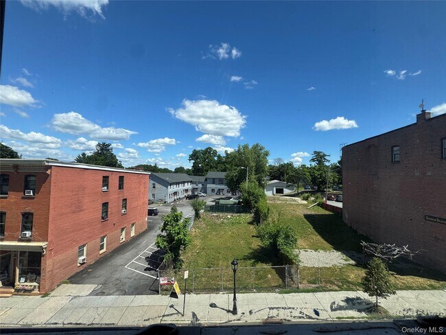 Photo - 155 Main St Unit 6
