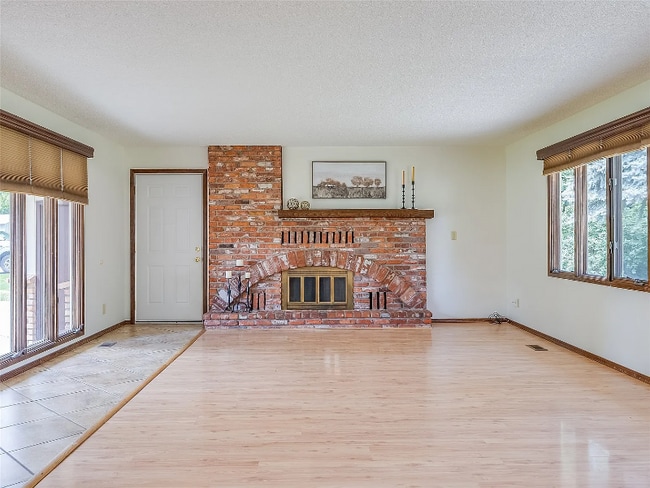 Photo - 125 Sherry Ln