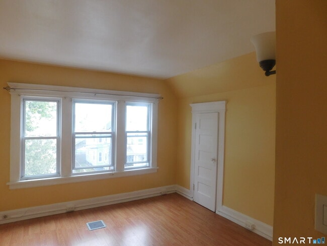 Photo - 199 Whitney Ave Unit 3