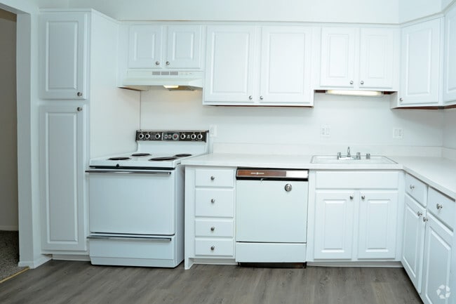 Photo - Willow Tree Apartments
