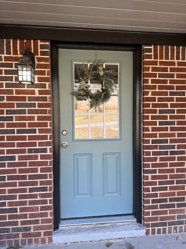 Photo - 741 Barron Dr Unit B