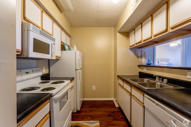 2BR,2BA - ReNew on Ridgewood Apartments
