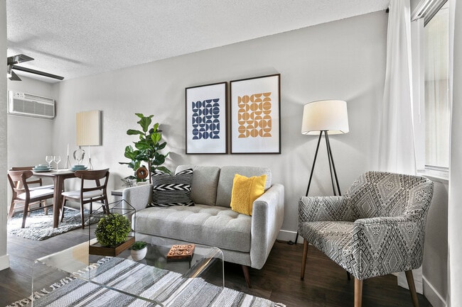 Casitas Apartments