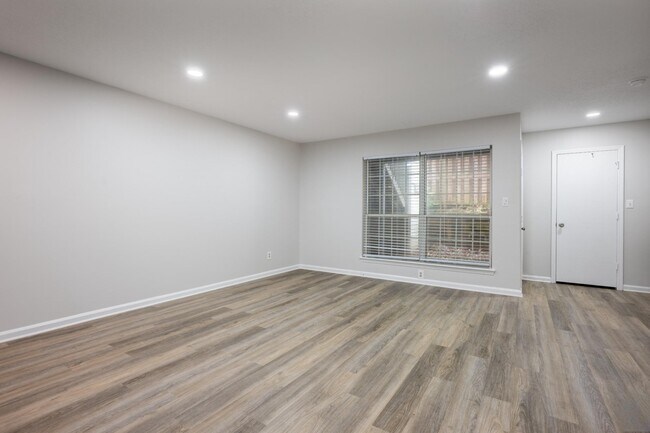 Living Area - The Hedges Apartment Homes