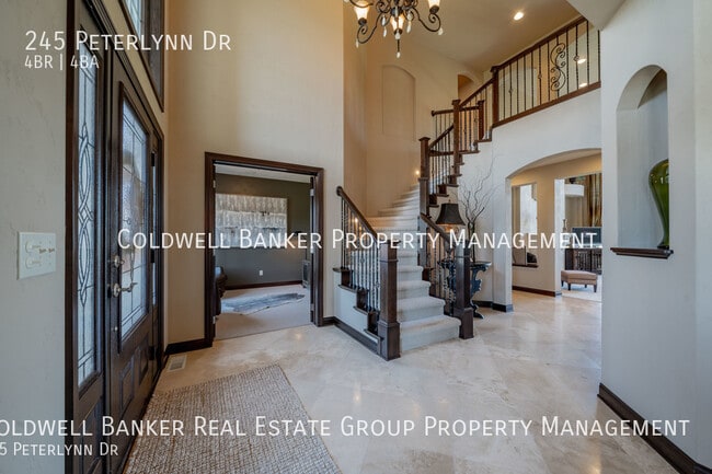 Photo - 245 Peterlynn Dr
