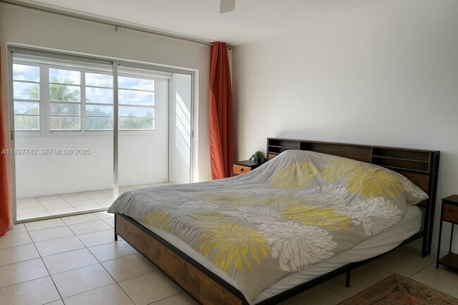 Photo - 215 SE 3rd Ave Unit 304B