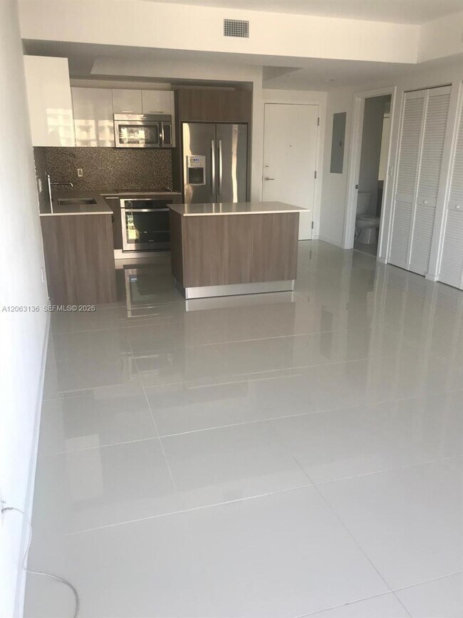 Photo - 5300 Paseo Blvd Unit 1905