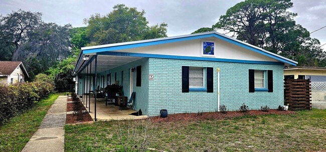 Photo - Titusville Apartment Including ALL Utilities!