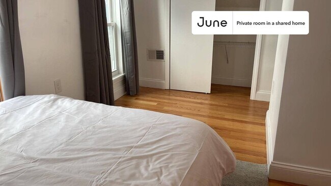 Photo - Room in Shared 6 bed/2 bath home Unidad F