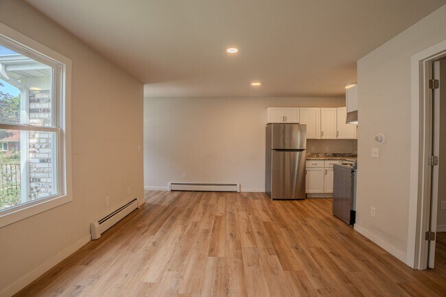 133 N Main St Unit 1