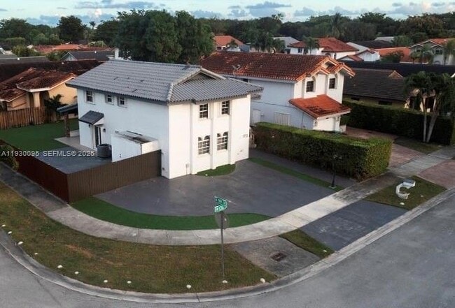 Photo - 9901 SW 136th Ct