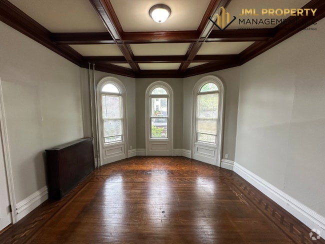 Building Photo - 163 Winter St Rental