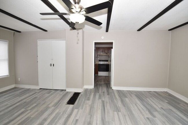 Photo - Mishawaka Near Parks and the Riverwalk 2 bedroom
