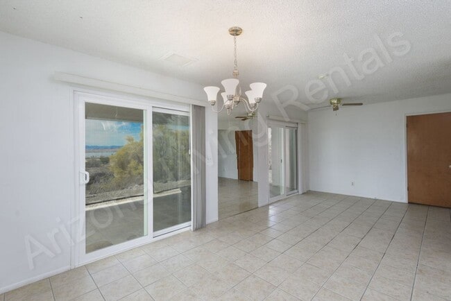 Photo - 1265 Bombay Cir