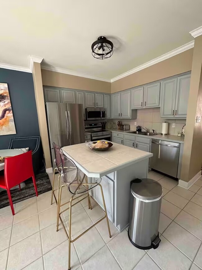 Photo - 2210 Christian St