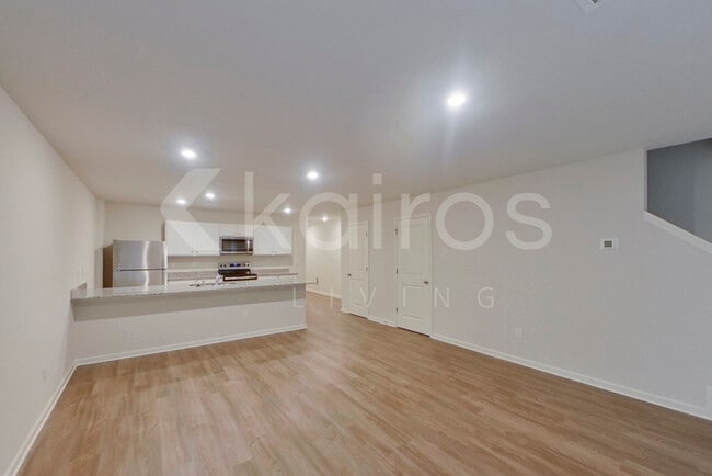 371 Ironwood Ct