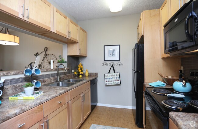 Gables Katy Trail Apartments For Rent in Dallas, TX
