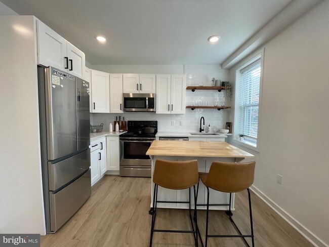 Photo - 630 S 19th St Unidad 2R