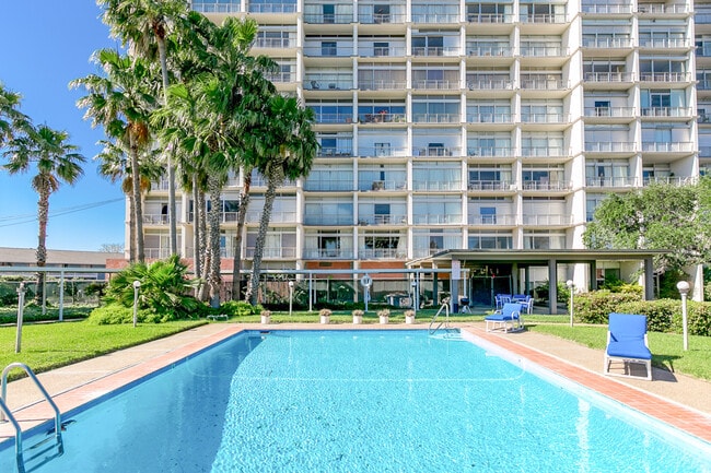 Photo - 4600 Ocean Dr House
