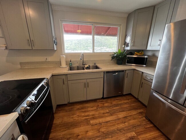 Photo - 1552 Monte St