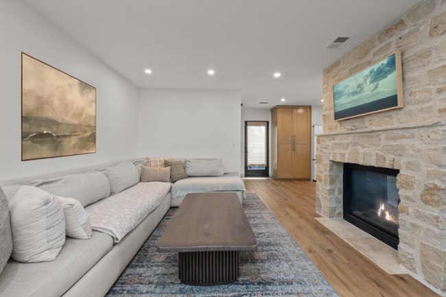 Photo - 3810 Adair Way