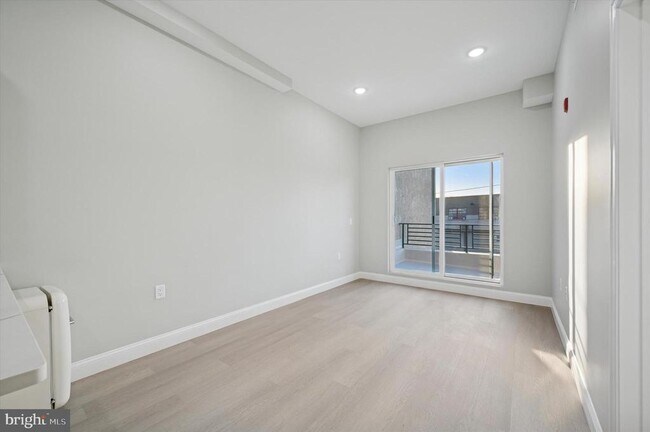 Photo - 103 N 63rd St Unit 3