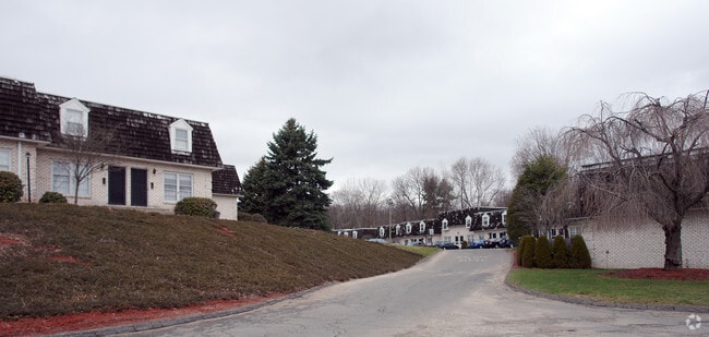 University Park Apartments - University Park Apartments