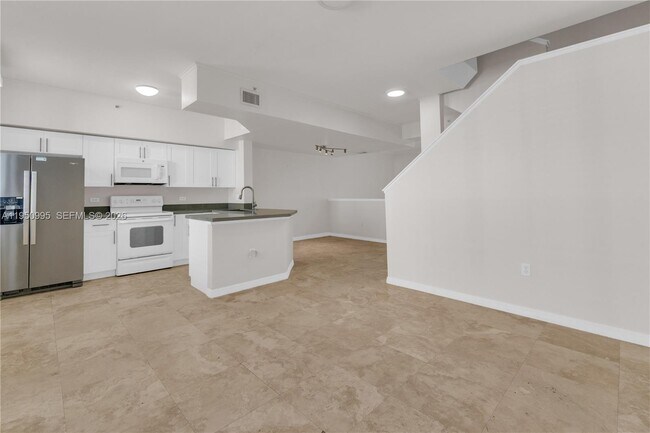 Photo - 2945 NE 185th St Unit 1402