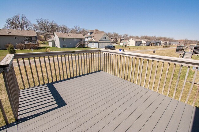 Photo - Move-In Ready NW Rochester Home with Finished Lower Level