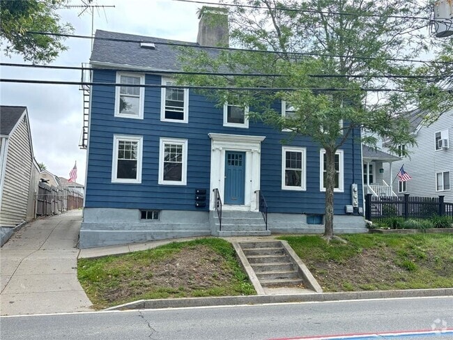 Building Photo - 712 Hope St Unit 1 Rental