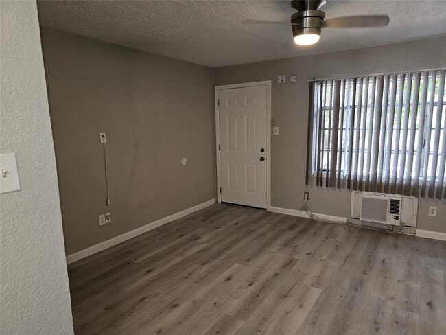 Photo - 2501 Yoakum Blvd Unit 13