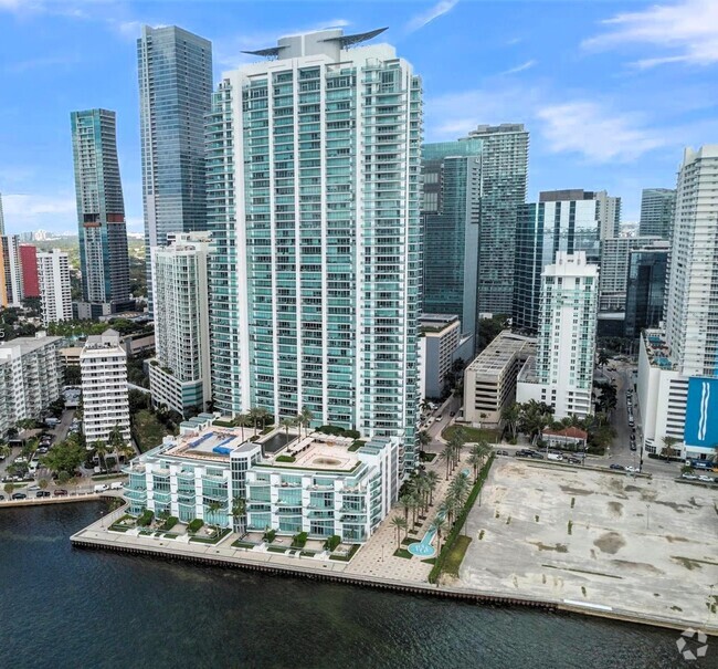 Building Photo - 1331 Brickell Bay Dr Unit 0 Rental
