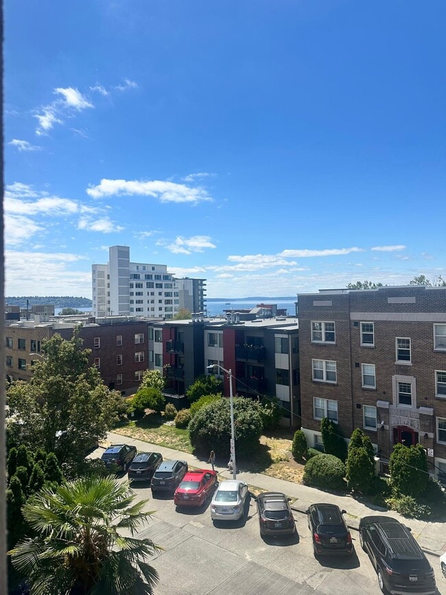 626 4th Ave W Unit 501