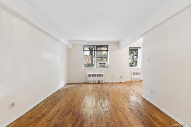 Photo - 71-40 112th St Unit 106