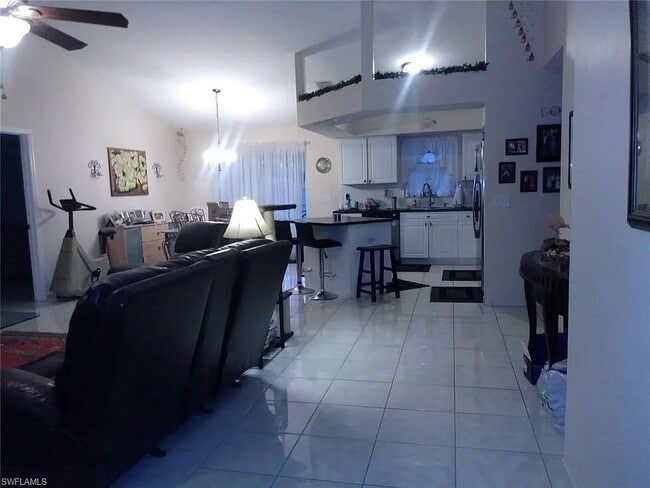 Photo - 502 NE 19th Ct