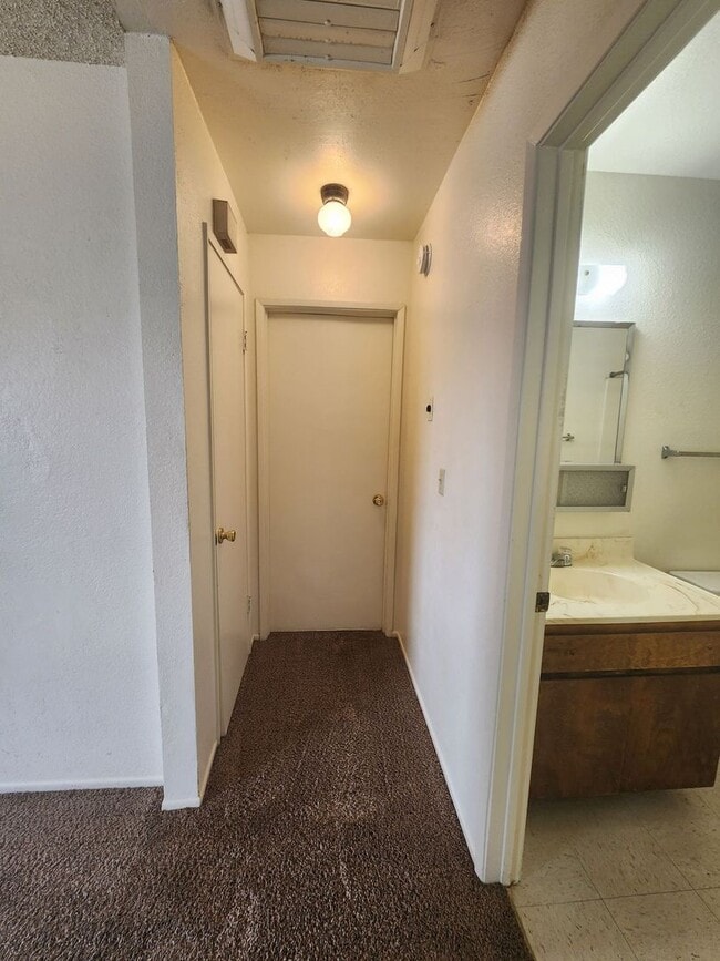 Photo - Corner Lot 2 Bedroom w/ 2 Car Garage