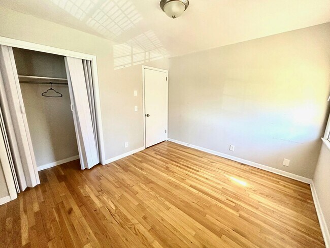 Photo - 6016 Pulaski Pike NW