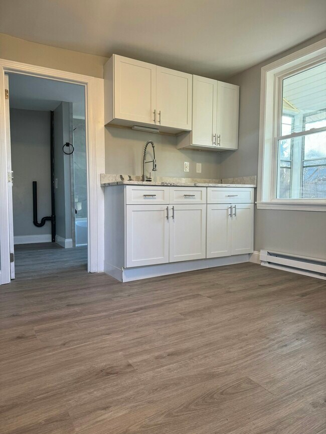 Photo - 293-295-295 Water St Unidad 1