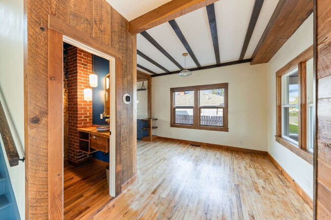 Photo - 3 Bedroom, 2.5 Bathroom Home with Exquisite Design