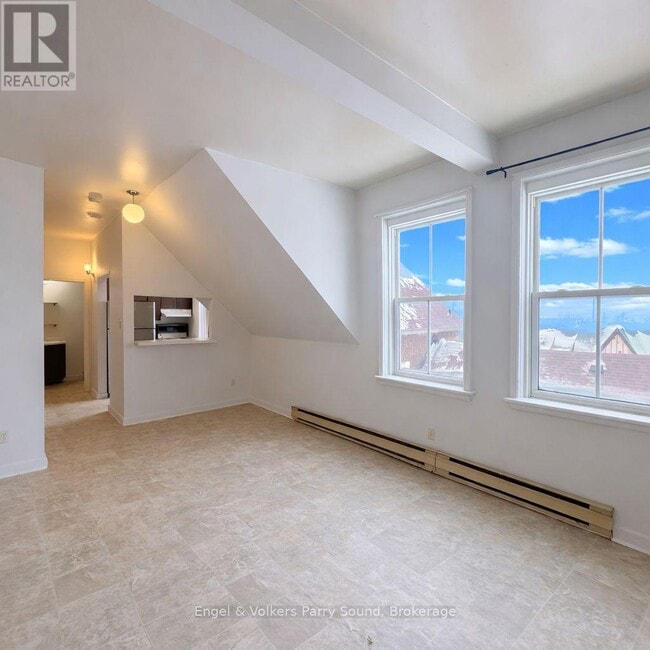 Photo - 100 Muskoka Rd N Unité 37