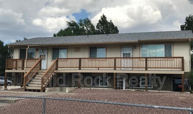 Photo - 325 Bonnie Ct Unit B