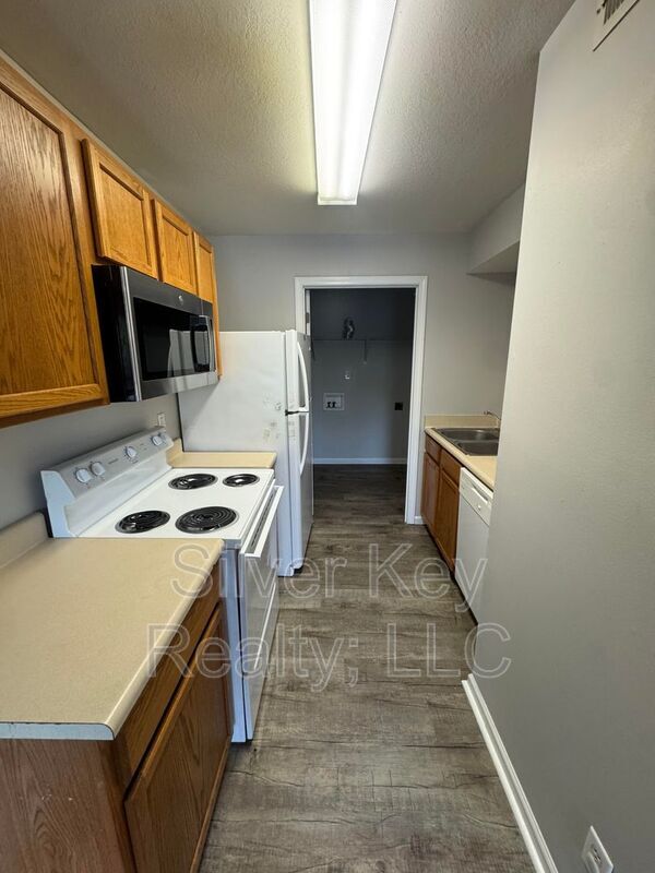 Photo - 268 Willow Creek Drive Unit 6