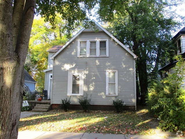 Building Photo - 1410 N Lee St Rental