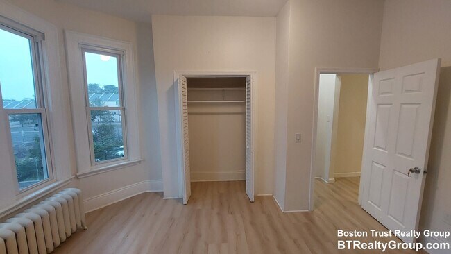 Photo - 4 Montrose St Unit 2