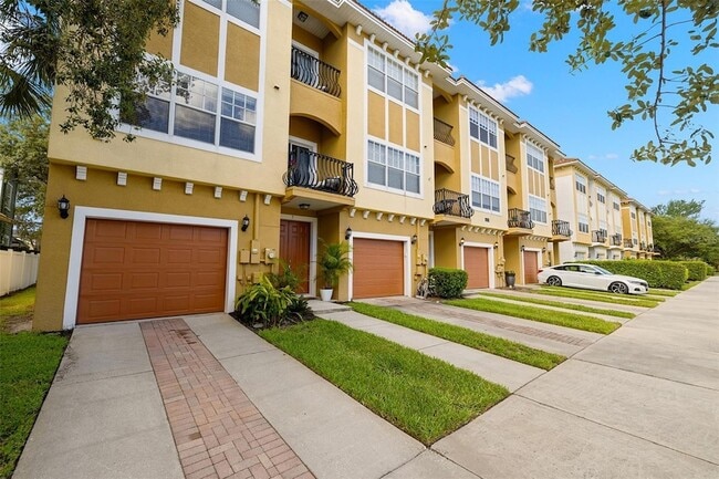 Photo - 111 N Albany Ave