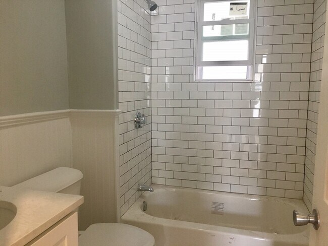 Photo - 53 Marcella St Unit 3