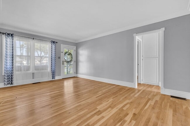 Photo - 4220 Los Coyotes Diagonal