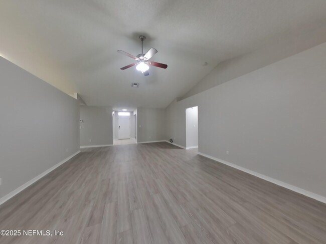 Photo - 1267 Summit Oaks Dr E