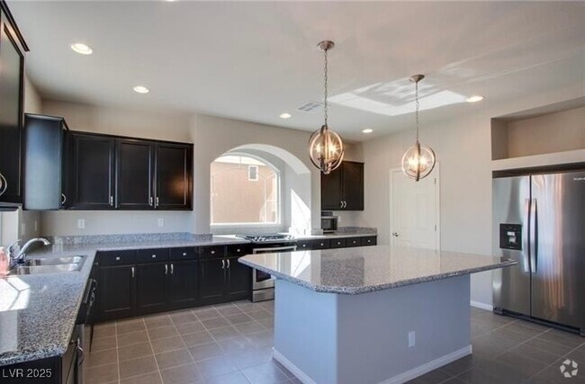 Building Photo - 10146 Cascadia Creek St Rental