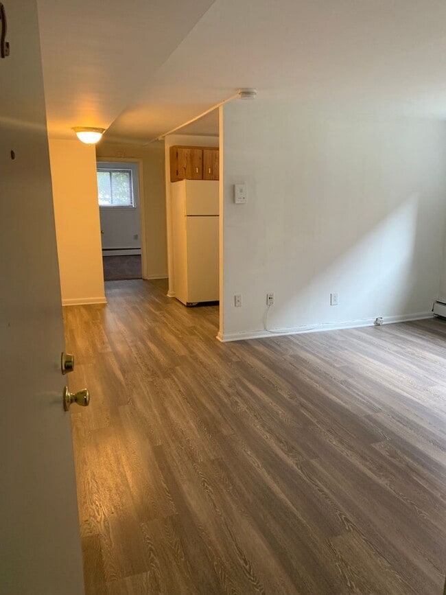 Photo - 4910 Walnut St Unit 3FL